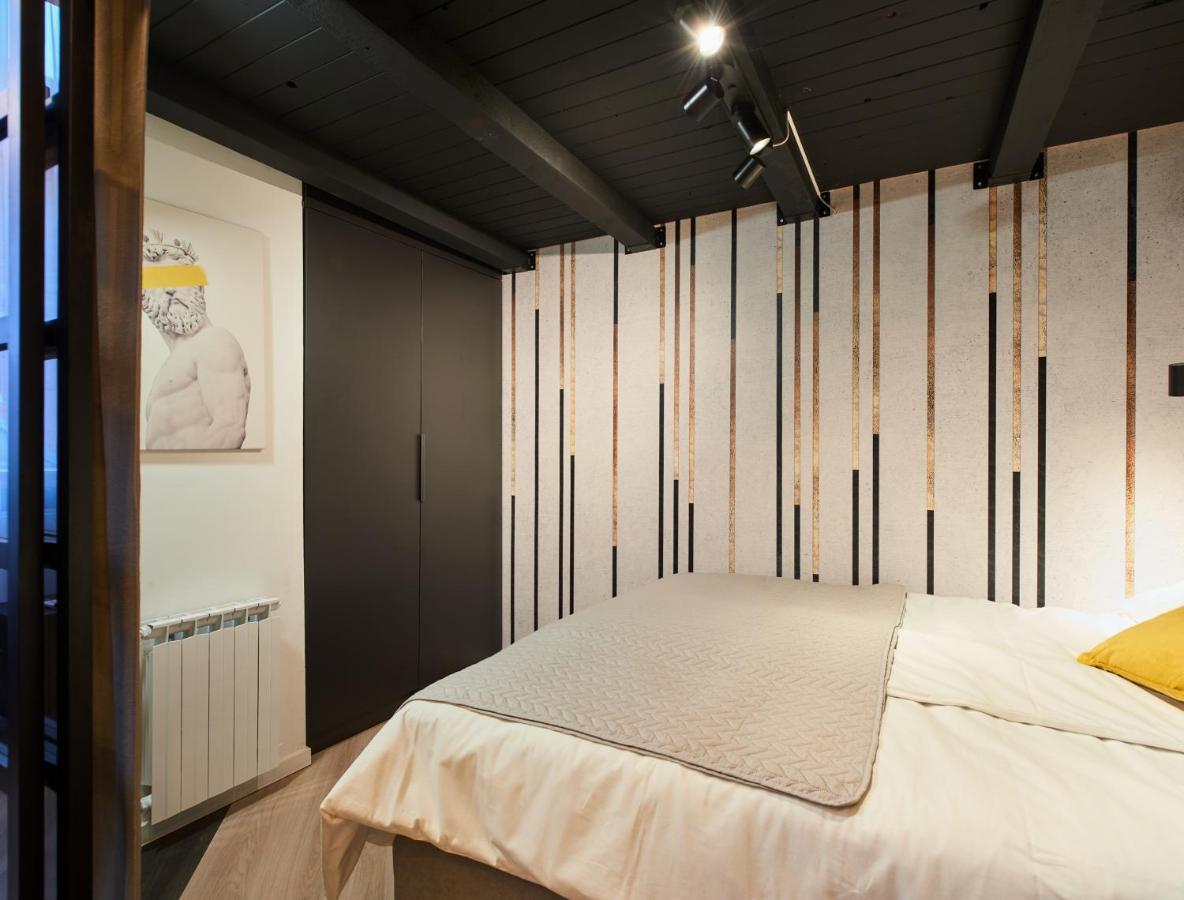 Joseph Studio Apartment By Irundo Zagreb Luaran gambar
